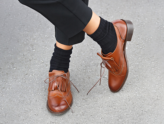Brown Oxford Shoes with fringe